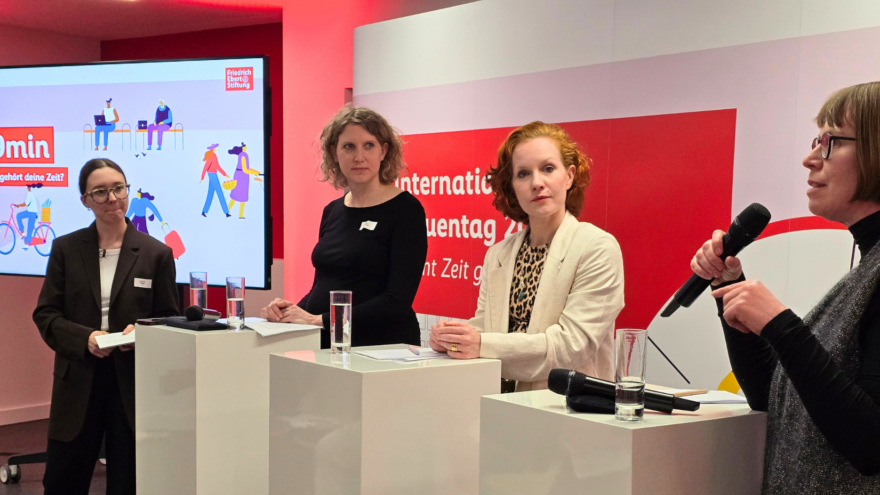 Diskussionspanel beim Event FES x AWO zum Frauentag.